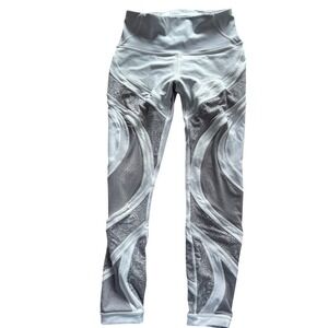 Lululemon Mesh Lace Panel Leggings Grey White Size 6 Workout Athletic